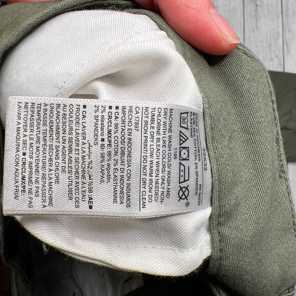 Old Navy Ultimate athletic built in flex women's pants 33x32 ( 16) - Picture 8 of 8